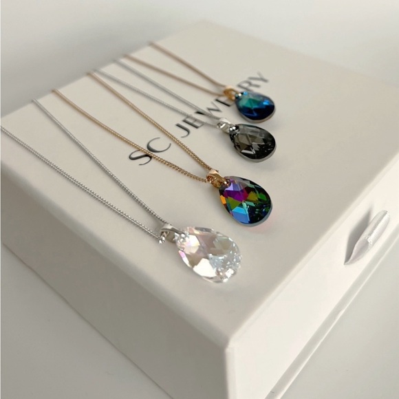 Real Crystal Necklace | Platinum Plated Silver Luxury Jewelry - Picture 3 of 9